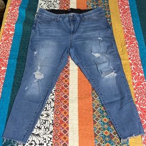 LuLaRoe Ankle Distressed Denim Jeans